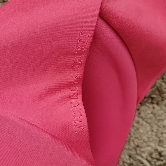 VS bra - Picture 6 of 6